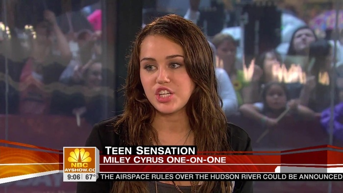 Miley Cyrus . HD 1080ip -  Interview   .live Today Show.HD 0255