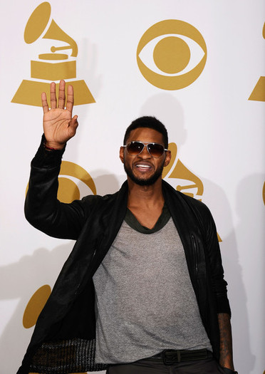 Usher+53rd+Annual+GRAMMY+Awards+Press+Room+ipOOV8Lmmgcl - usher