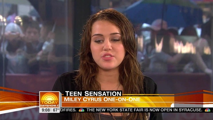Miley Cyrus . HD 1080ip -  Interview   .live Today Show.HD 0590