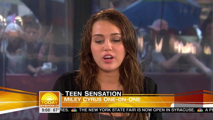 Miley Cyrus . HD 1080ip -  Interview   .live Today Show.HD 0591