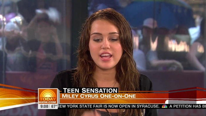 Miley Cyrus . HD 1080ip -  Interview   .live Today Show.HD 0595