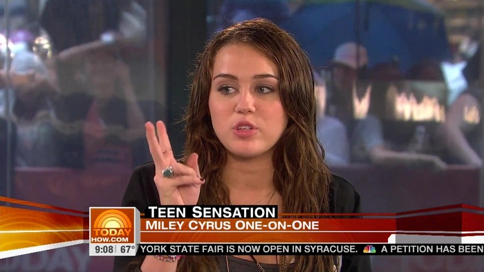 Miley Cyrus . HD 1080ip -  Interview   .live Today Show.HD 0596