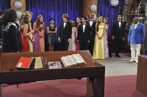 normal_009 - The Suite Life on Deck 2008-2010 - Season 3 - Episode 20 - Prom