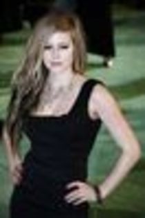 thumb_af03 - Avril - Lavigne - 2010 - Promotion -  Special -  Events - February - 25 - Alice -  In - Wonderland  