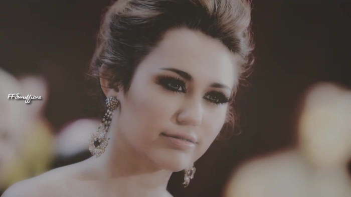 Miley Cyrus {♥} I Am Beautiful 003