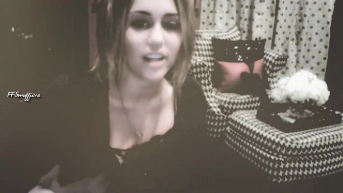 Miley Cyrus {♥} I Am Beautiful 031