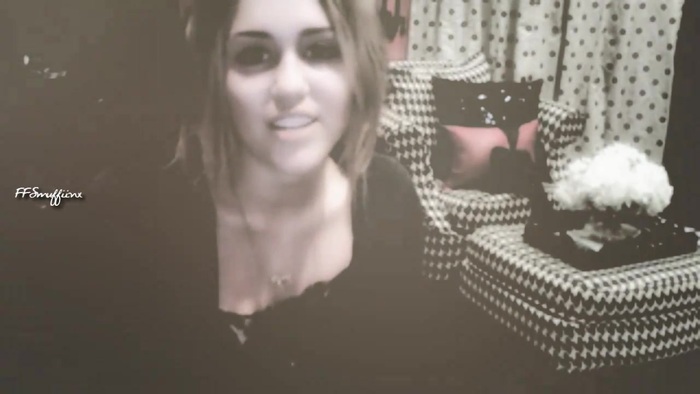 Miley Cyrus {♥} I Am Beautiful 036