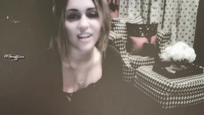 Miley Cyrus {♥} I Am Beautiful 038