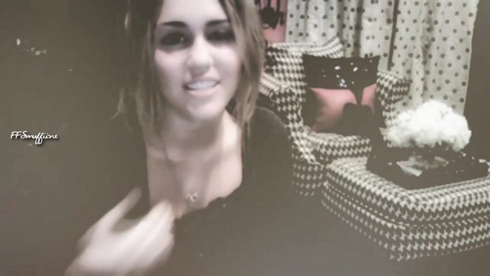 Miley Cyrus {♥} I Am Beautiful 040