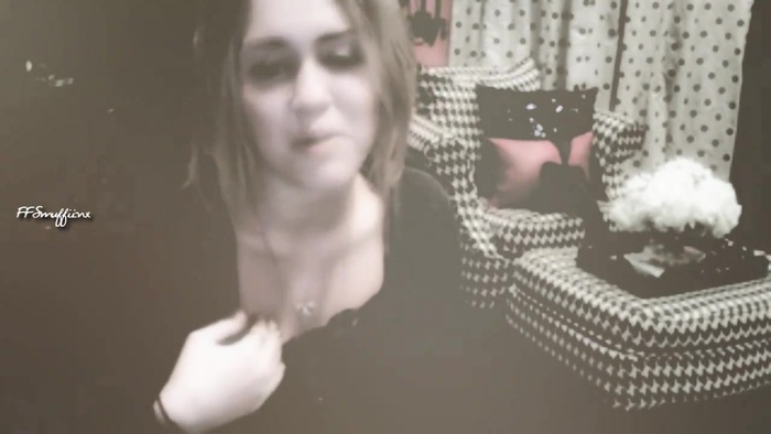 Miley Cyrus {♥} I Am Beautiful 041
