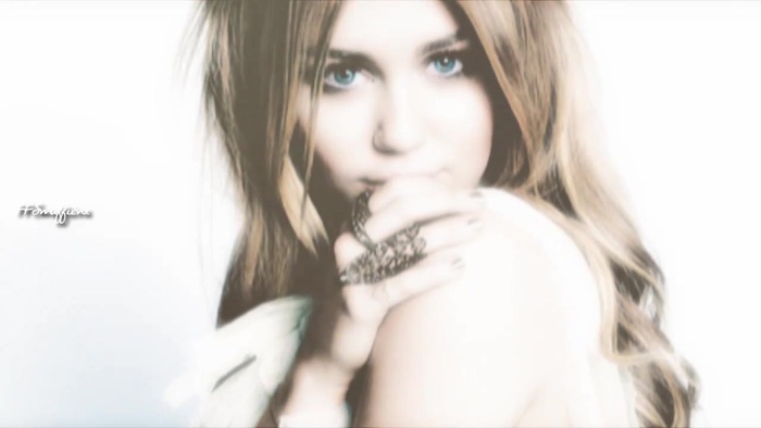 Miley Cyrus {♥} I Am Beautiful 062