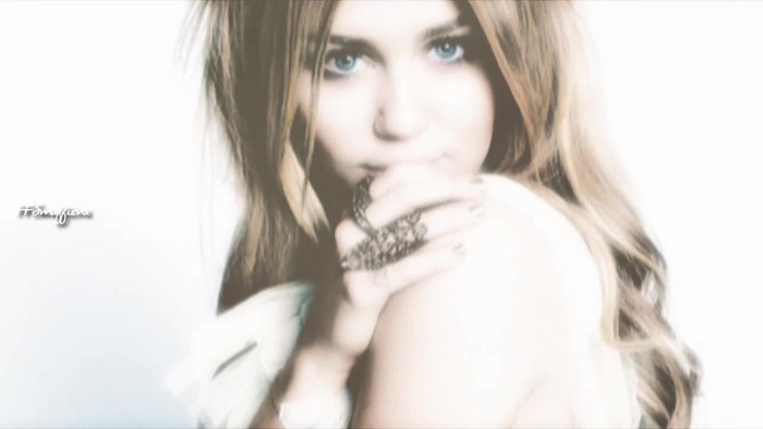 Miley Cyrus {♥} I Am Beautiful 063