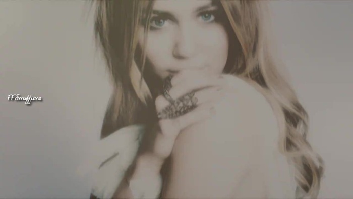 Miley Cyrus {♥} I Am Beautiful 064