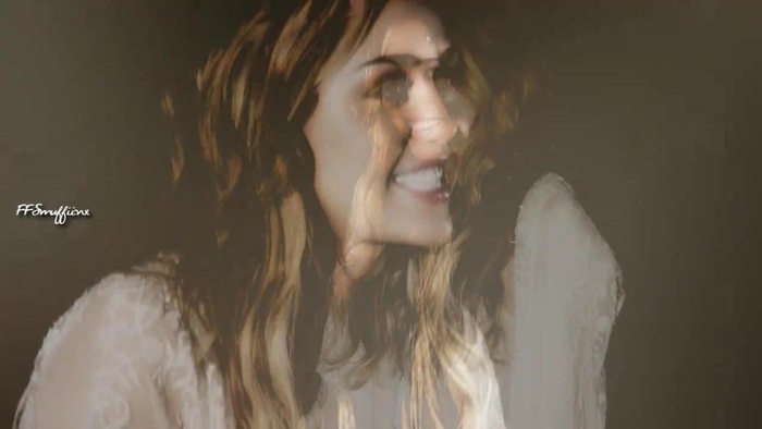 Miley Cyrus {♥} I Am Beautiful 091 - 0-0Miley Cyrus I Am Beautiful