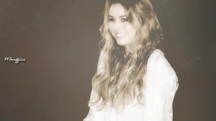 Miley Cyrus {♥} I Am Beautiful 092 - 0-0Miley Cyrus I Am Beautiful