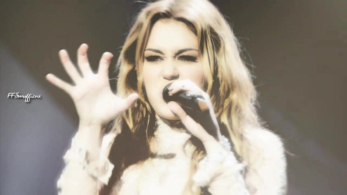 Miley Cyrus {♥} I Am Beautiful 140