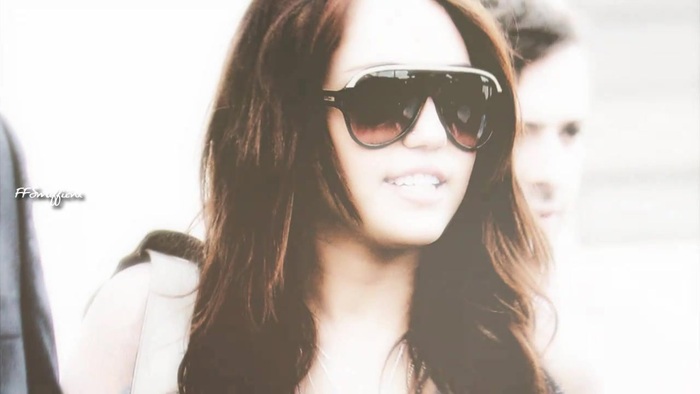 Miley Cyrus {♥} I Am Beautiful 148