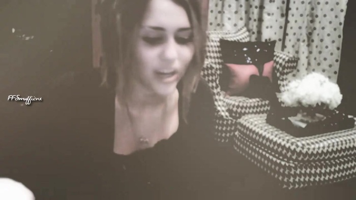 Miley Cyrus {♥} I Am Beautiful 211