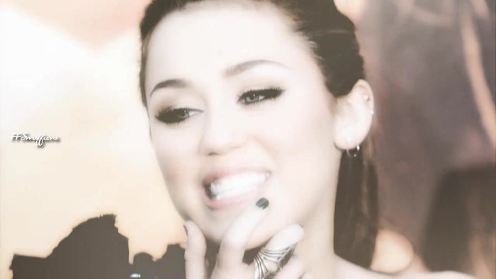 Miley Cyrus {♥} I Am Beautiful 217