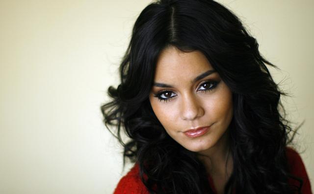 24239203_VFBZWOMNH[1] - Vanessa Hudgens