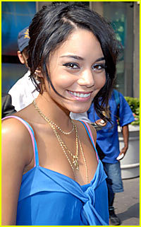 sneakernight-vanessa-hudgens