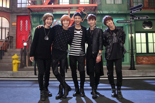 20100930_shinee_1 - SHINee