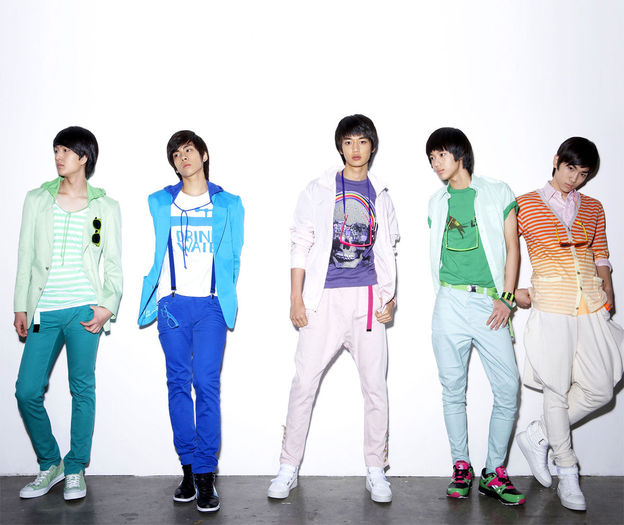 09041220220115308_f0_0 - SHINee