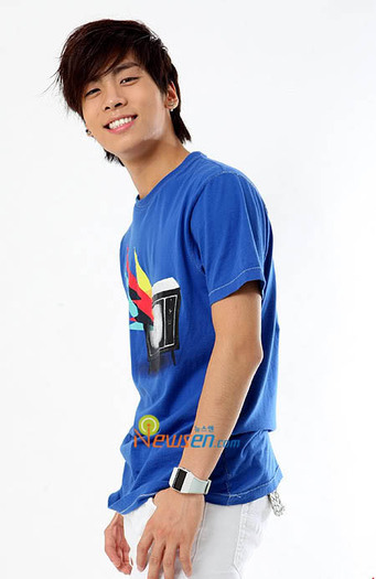 f7bf922d53c7dc55_jong-hyun1 - SHINee