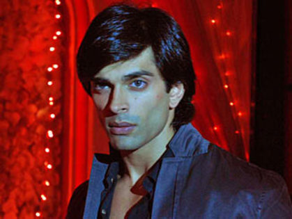 4 - DILL MILL GAYYE KARAN SINGH GROVER AKA DR ARMAAN MALLIK PICTURE GALLERY