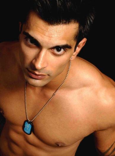 30190-karan-singh-grover