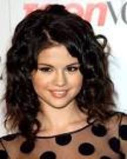 f - selena gomez hairstyle