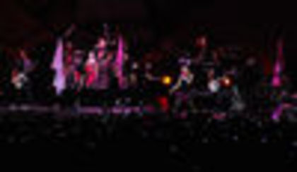 thumb_Avril_Lavigne_-_Hong_Kong_-_096