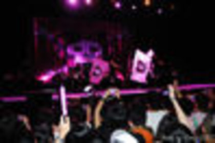 thumb_Avril_Lavigne_-_Hong_Kong_-_102