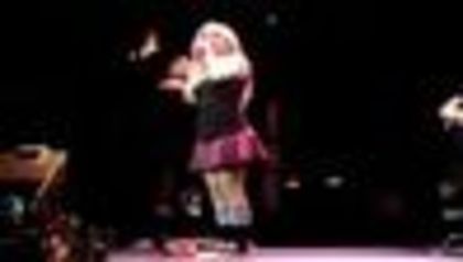 thumb_Avril_Lavigne_-_Hong_Kong_-_118 - Live Performances 2007 Live Performances  August 18 - Hong Kong