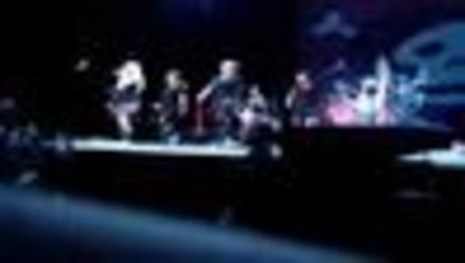 thumb_Avril_Lavigne_-_Hong_Kong_-_130