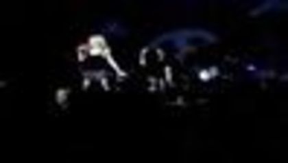 thumb_Avril_Lavigne_-_Hong_Kong_-_136