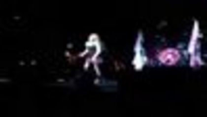 thumb_Avril_Lavigne_-_Hong_Kong_-_157