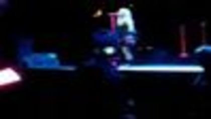 thumb_Avril_Lavigne_-_Hong_Kong_-_174