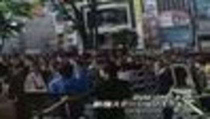 thumb_Avril_Lavigne_-_Live_in_Shinjuku_Japan_-_001