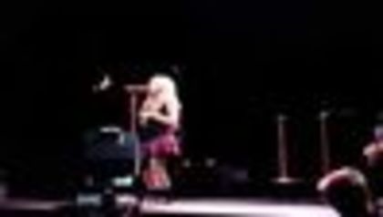 thumb_Avril_Lavigne_-_Hong_Kong_-_184