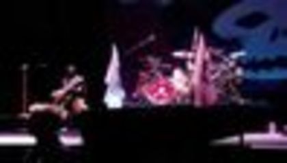 thumb_Avril_Lavigne_-_Hong_Kong_-_186