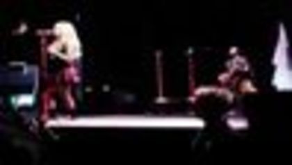 thumb_Avril_Lavigne_-_Hong_Kong_-_187 - Live Performances 2007 Live Performances  August 18 - Hong Kong