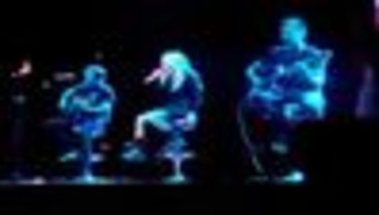 thumb_Avril_Lavigne_-_Hong_Kong_-_209