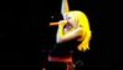 thumb_Avril_Lavigne_-_Hong_Kong_-_233