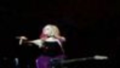 thumb_Avril_Lavigne_-_Hong_Kong_-_243