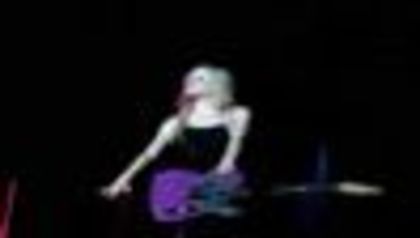 thumb_Avril_Lavigne_-_Hong_Kong_-_244