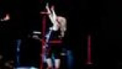 thumb_Avril_Lavigne_-_Hong_Kong_-_247