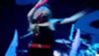 thumb_Avril_Lavigne_-_Hong_Kong_-_265