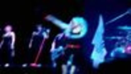 thumb_Avril_Lavigne_-_Hong_Kong_-_270