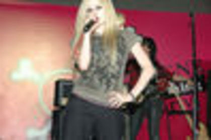 thumb_Avril_Lavigne_-_TBDT_Release_Party_in_Hong_Kong_-_015 - Live Performances 2007 Live Performances  August 18 - Hong Kong